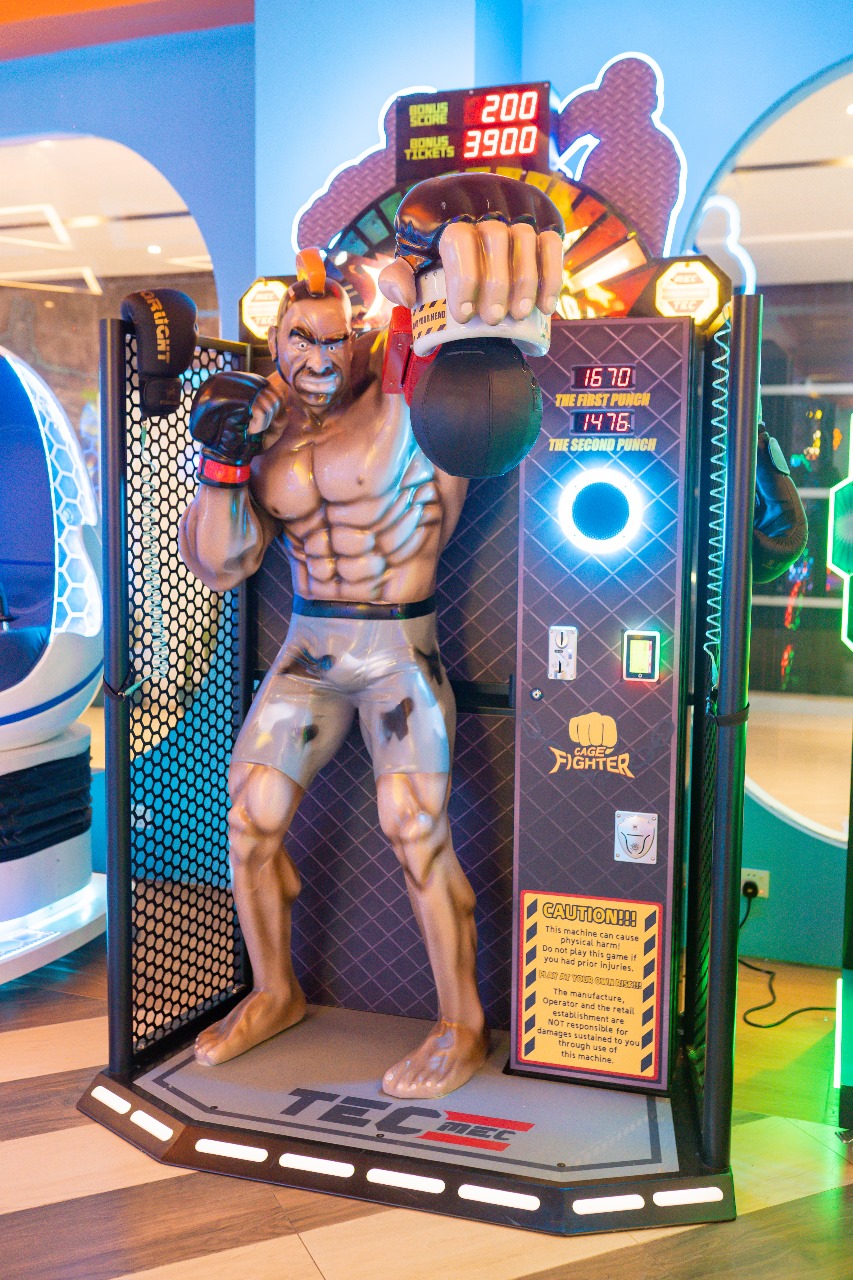 Cage Fighter